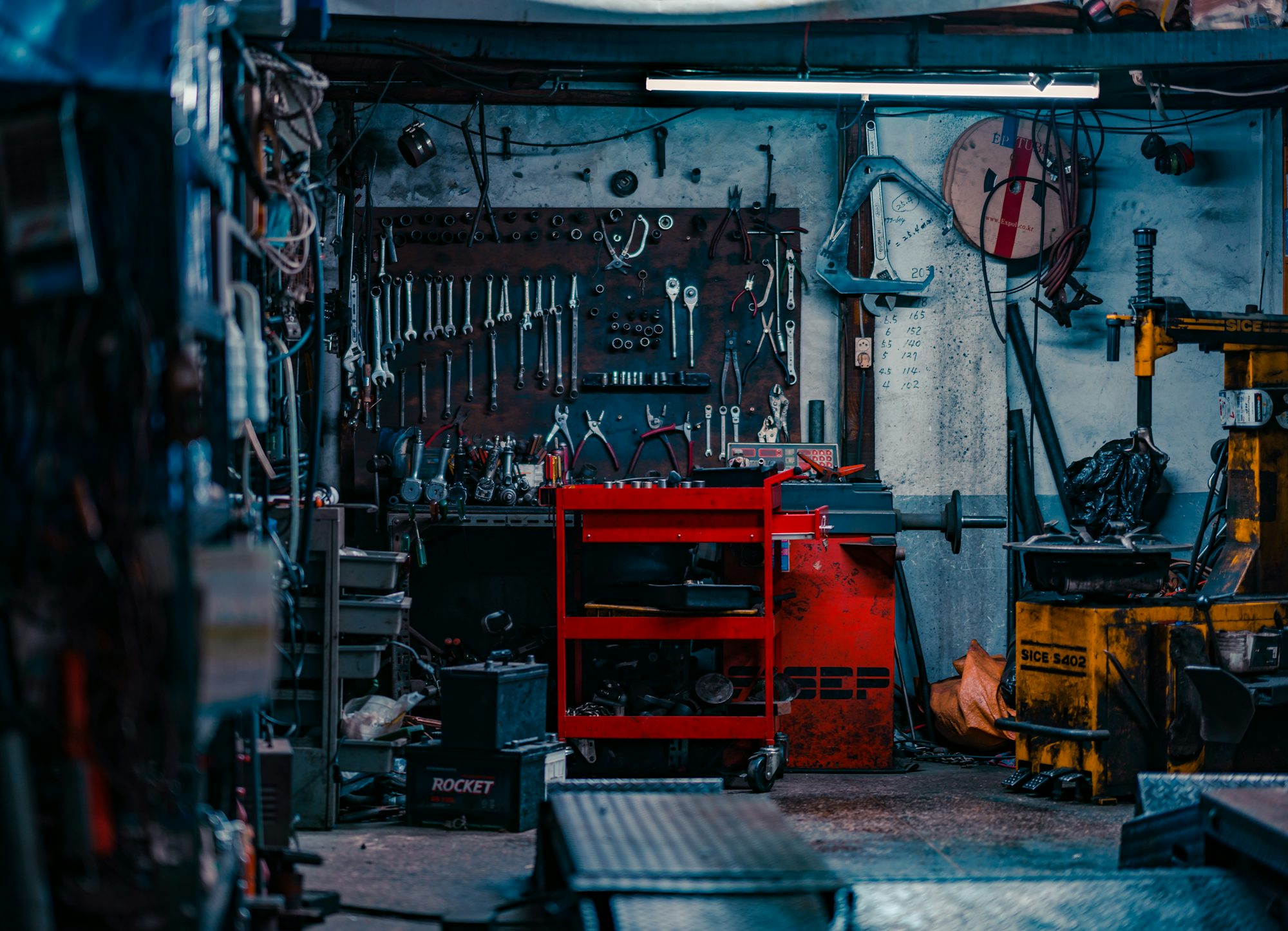 I will diagnose and repair engine problems