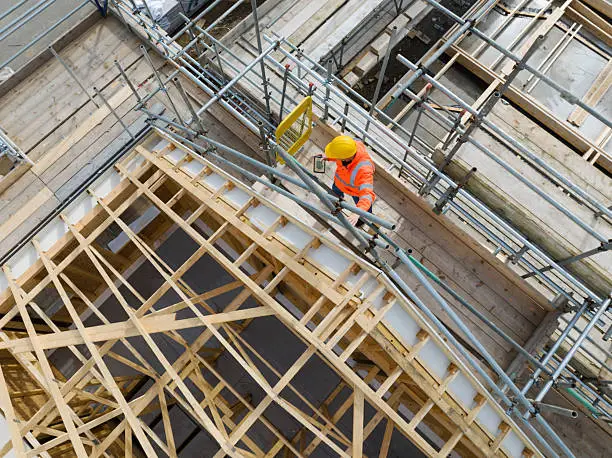I will erect safe scaffolding for renovation work