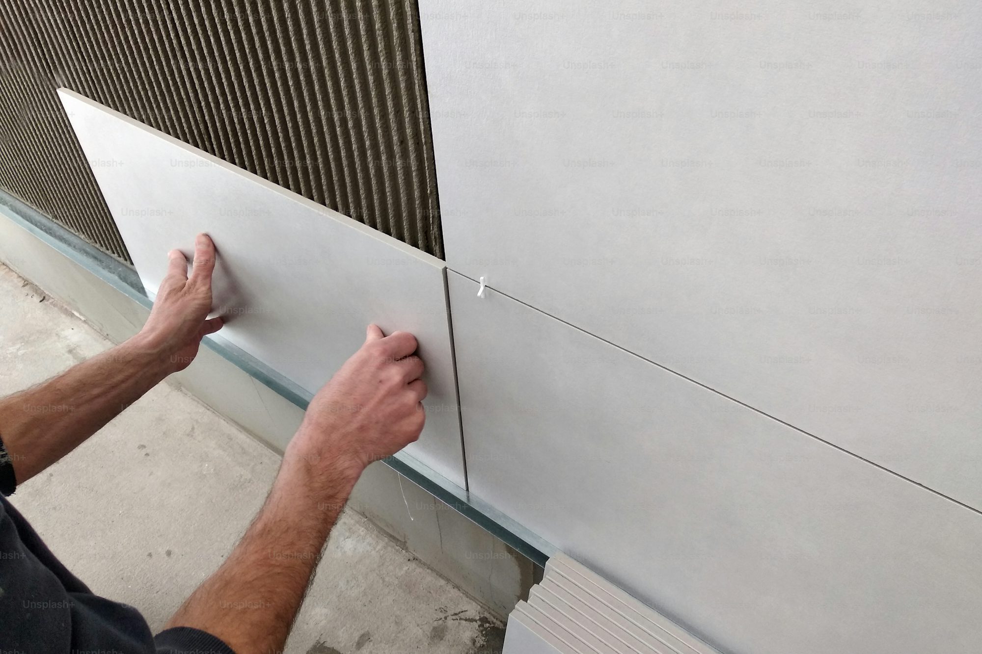 I will install ceramic and porcelain floor tiles